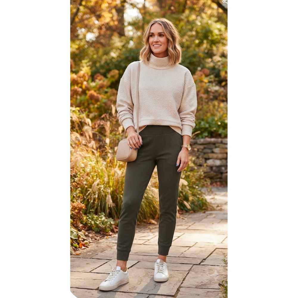 CALIA by Carrie Underwood Quilted Mock Neck Pullover Sweater Beige Small